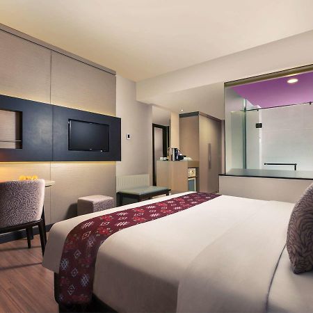 Mercure Palu Hotel Ngoại thất bức ảnh