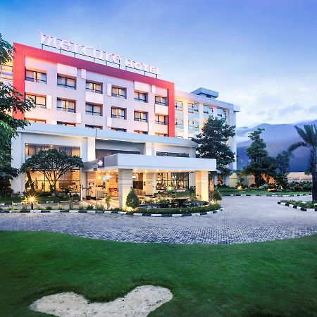 Mercure Palu Hotel Ngoại thất bức ảnh