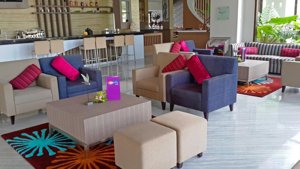 Mercure Palu Ngoại thất bức ảnh