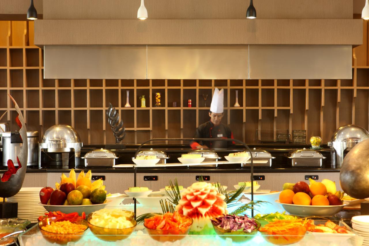 Mercure Palu Ngoại thất bức ảnh