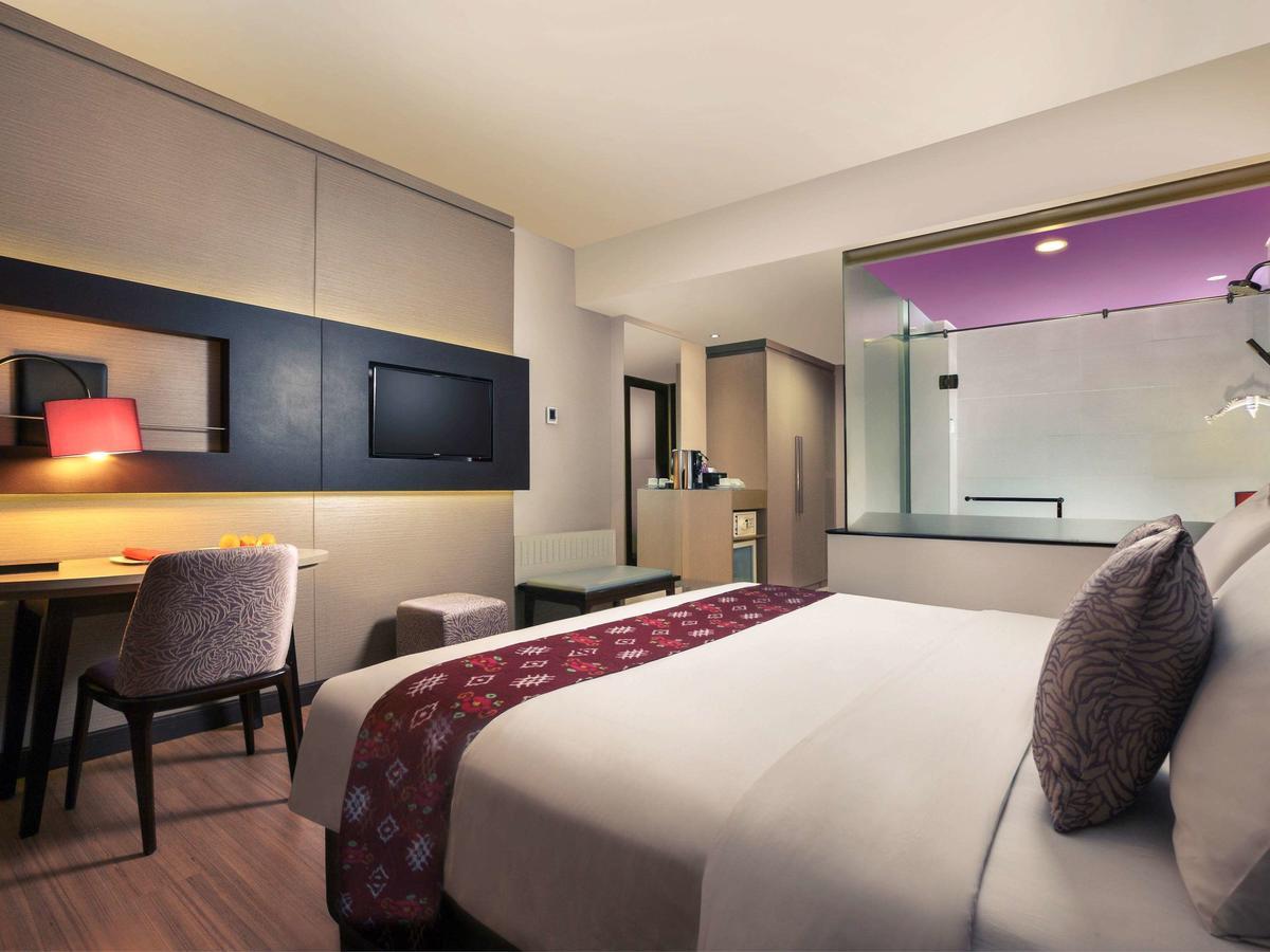 Mercure Palu Hotel Ngoại thất bức ảnh