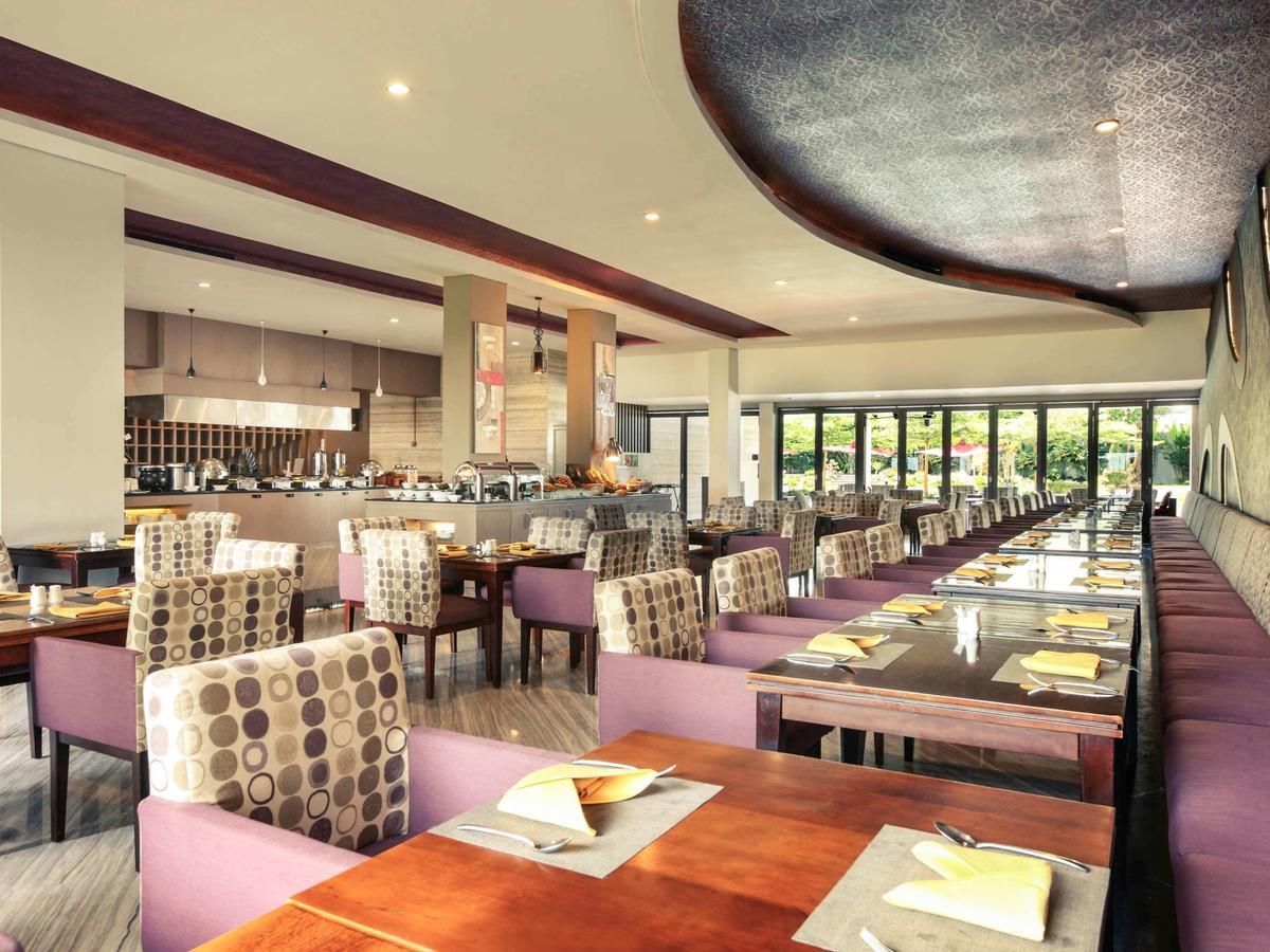 Mercure Palu Ngoại thất bức ảnh