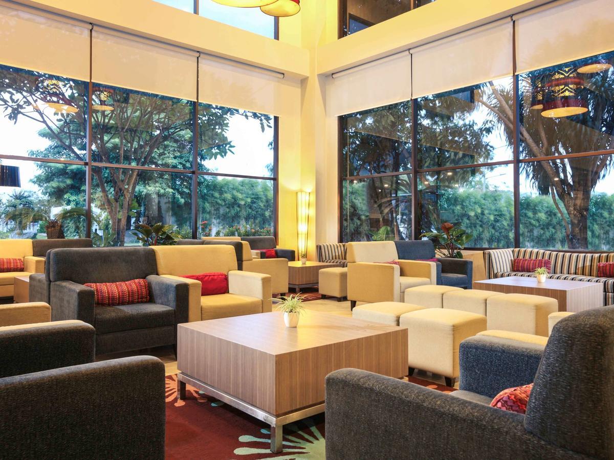 Mercure Palu Ngoại thất bức ảnh