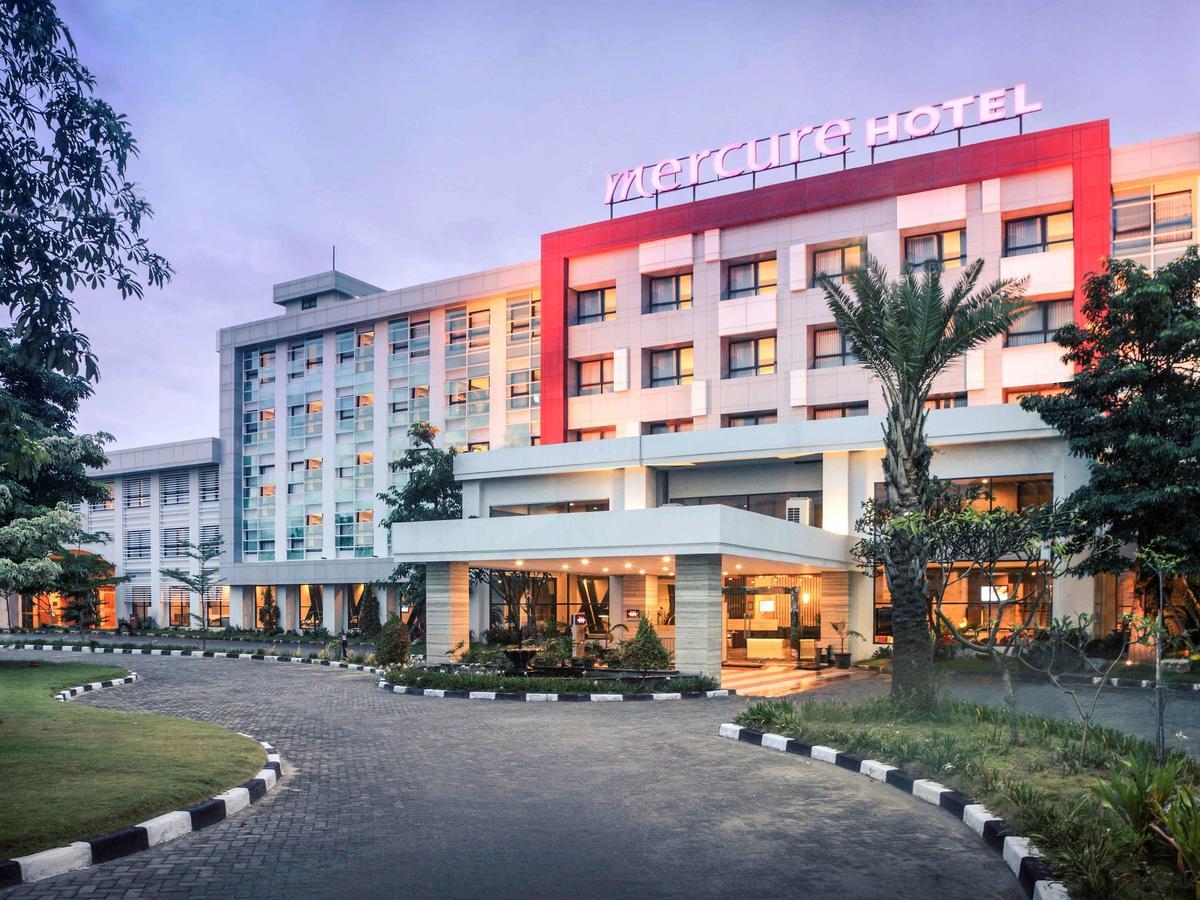 Mercure Palu Hotel Ngoại thất bức ảnh