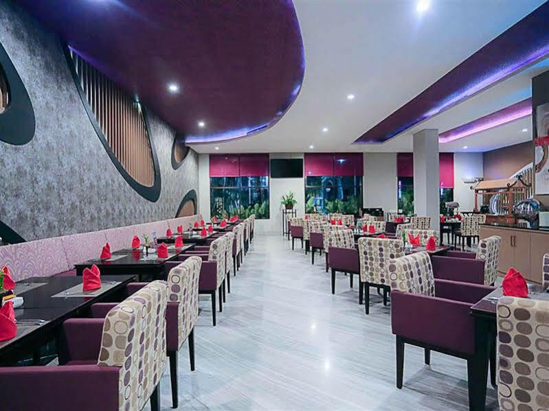 Mercure Palu Hotel Ngoại thất bức ảnh