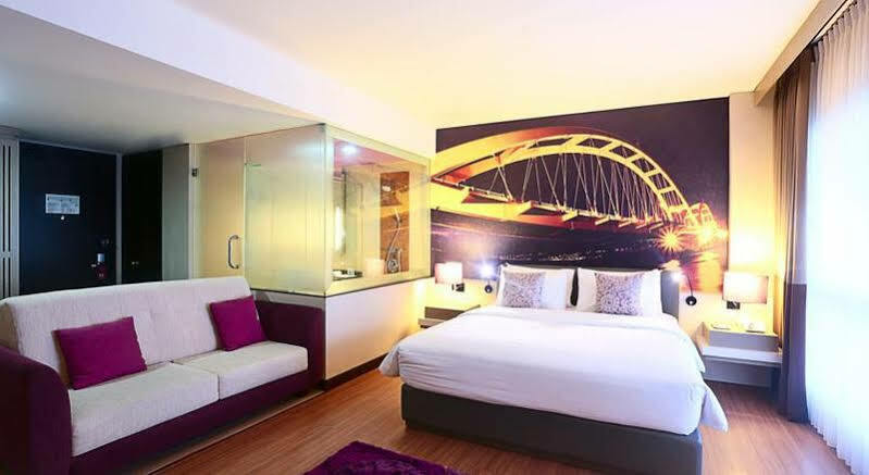 Mercure Palu Hotel Ngoại thất bức ảnh